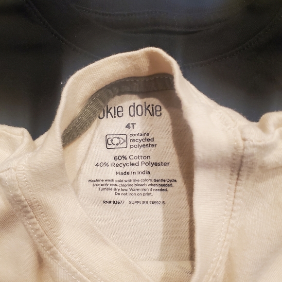 Toddler t-shirt bundle. Size 4T - Picture 5 of 5